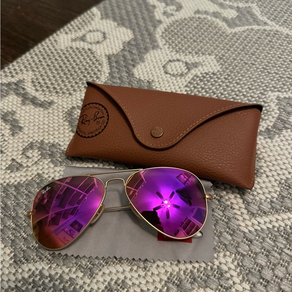 Ray-Ban RB3025 Aviator Large Metal Unisex Sunglasses - Picture 2 of 2